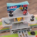 Pista de viteza pentru curse  Cars 3 cu masuta - Disney Pixar Florida International Speedway  KidKraft 